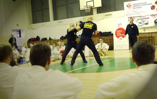 Trening z Master Tomaszem Adamczykiem Kielecki Klub Karate Kyokushin Koronea - trening 29 marca 2019